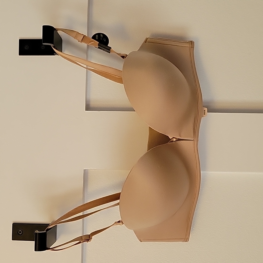 Nude Victoria's Secret multi way bombshell